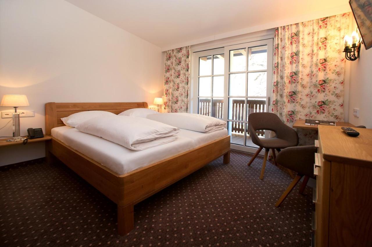 Hotel Lukashansl Hundsdorf  Екстериор снимка