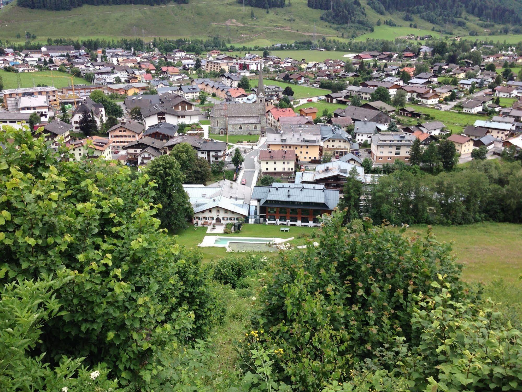Hotel Lukashansl Hundsdorf  Екстериор снимка