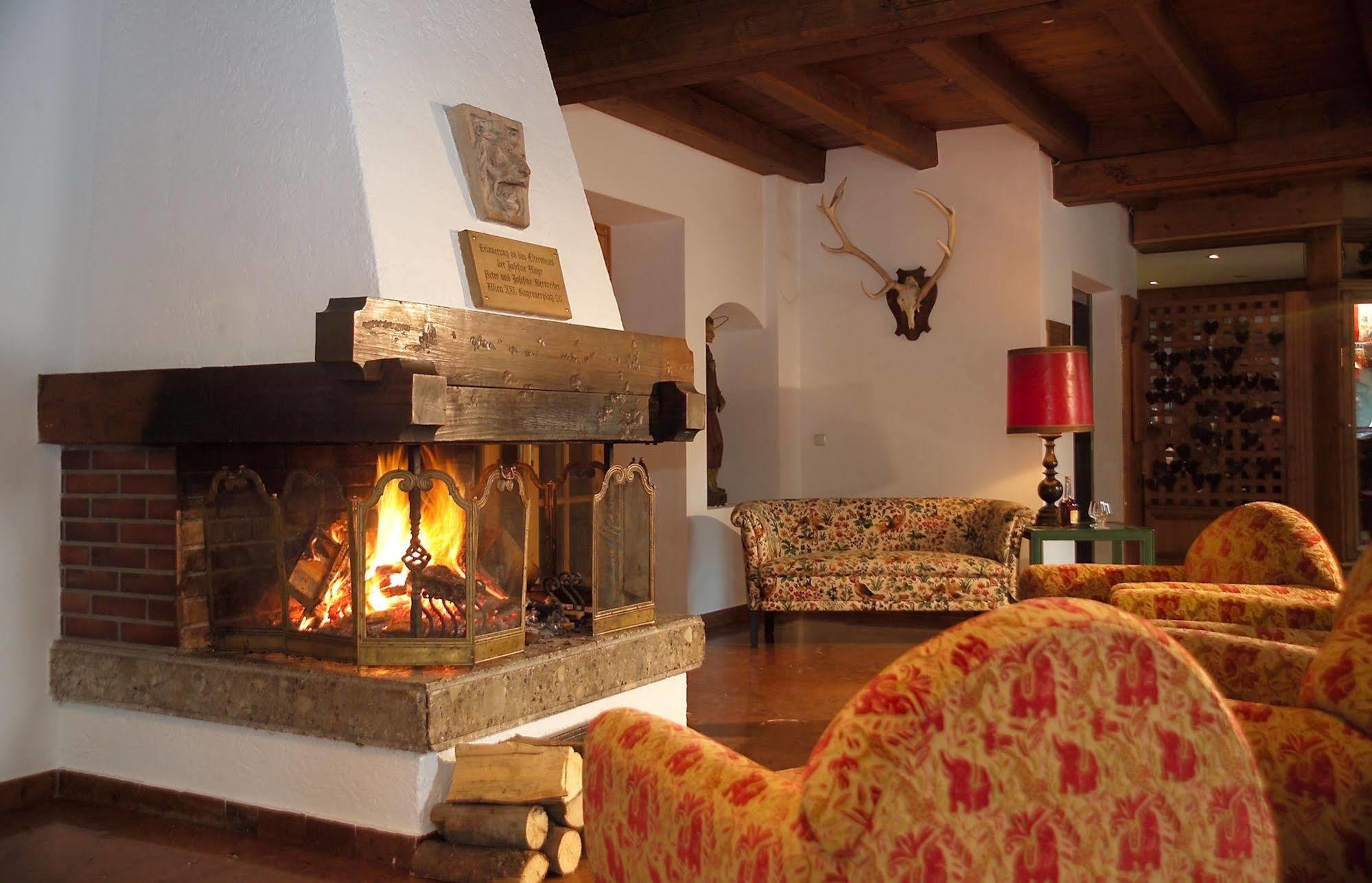 Hotel Lukashansl Hundsdorf  Екстериор снимка
